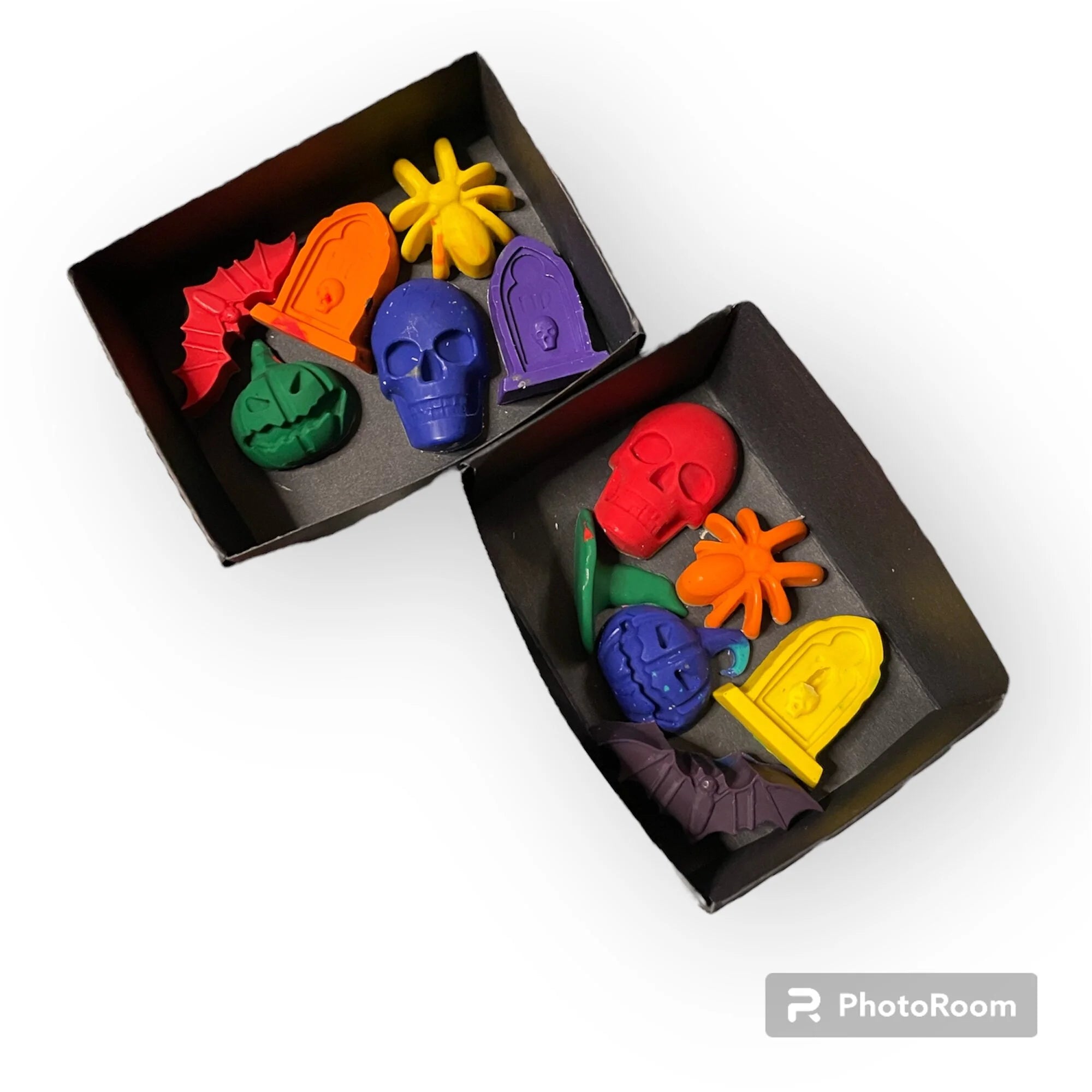 Gothic Halloween Crayons