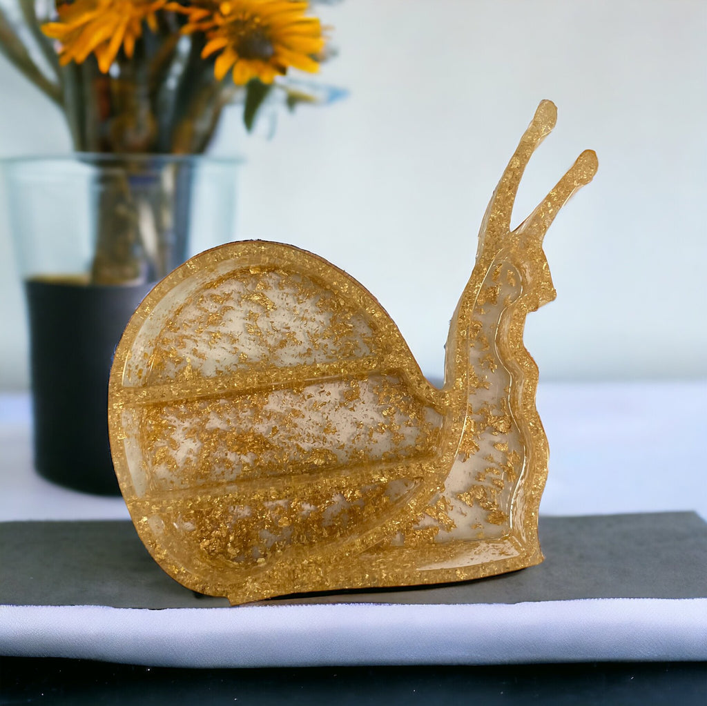 Snail Shelf- crystal display