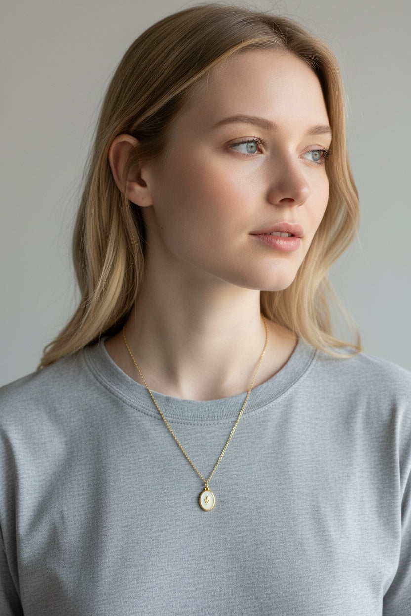 Minimal Rose Charm Necklace
