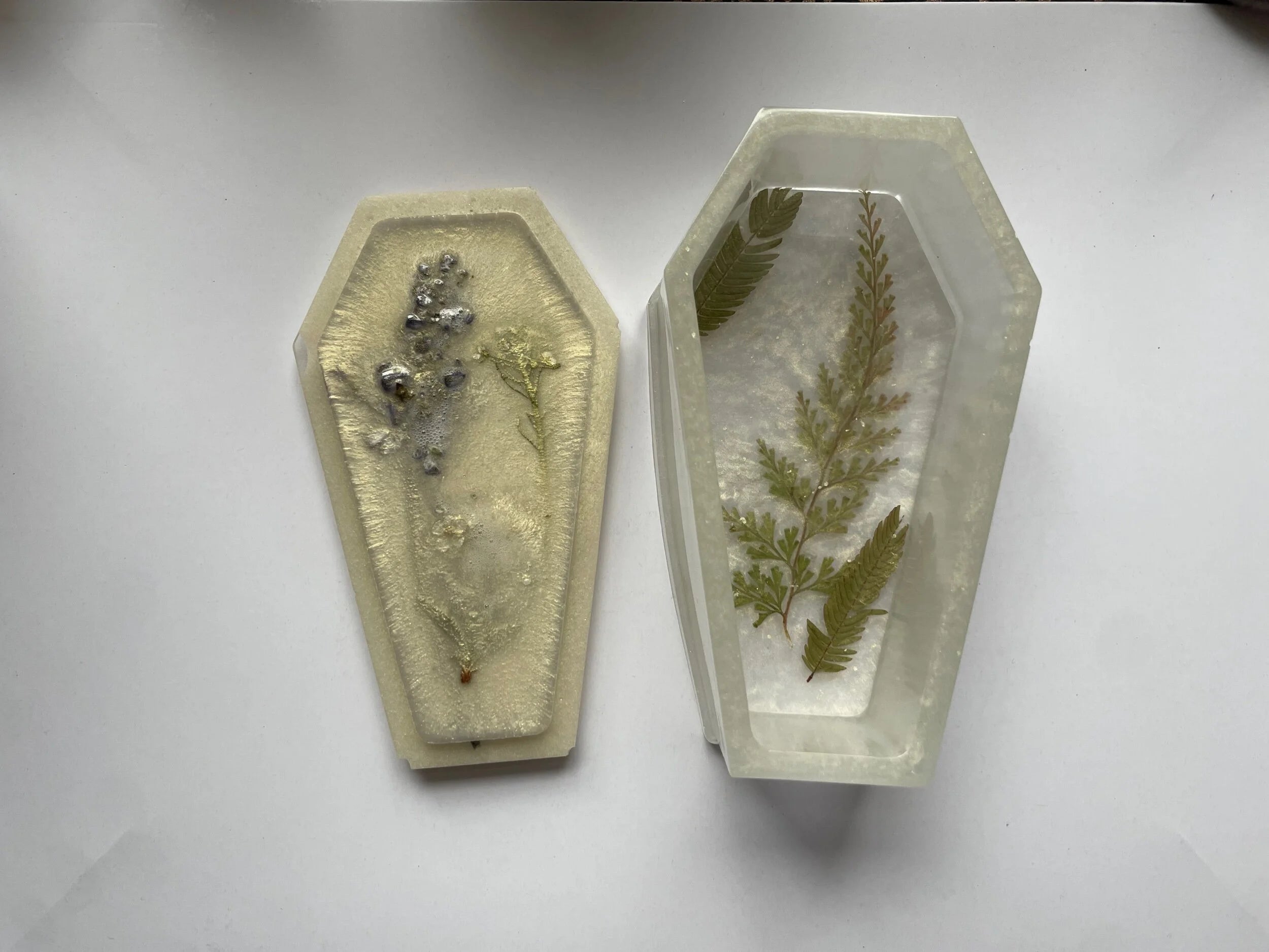 Coffin box for trinkets